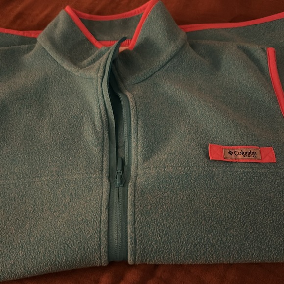 Columbia Vest - Picture 4 of 5